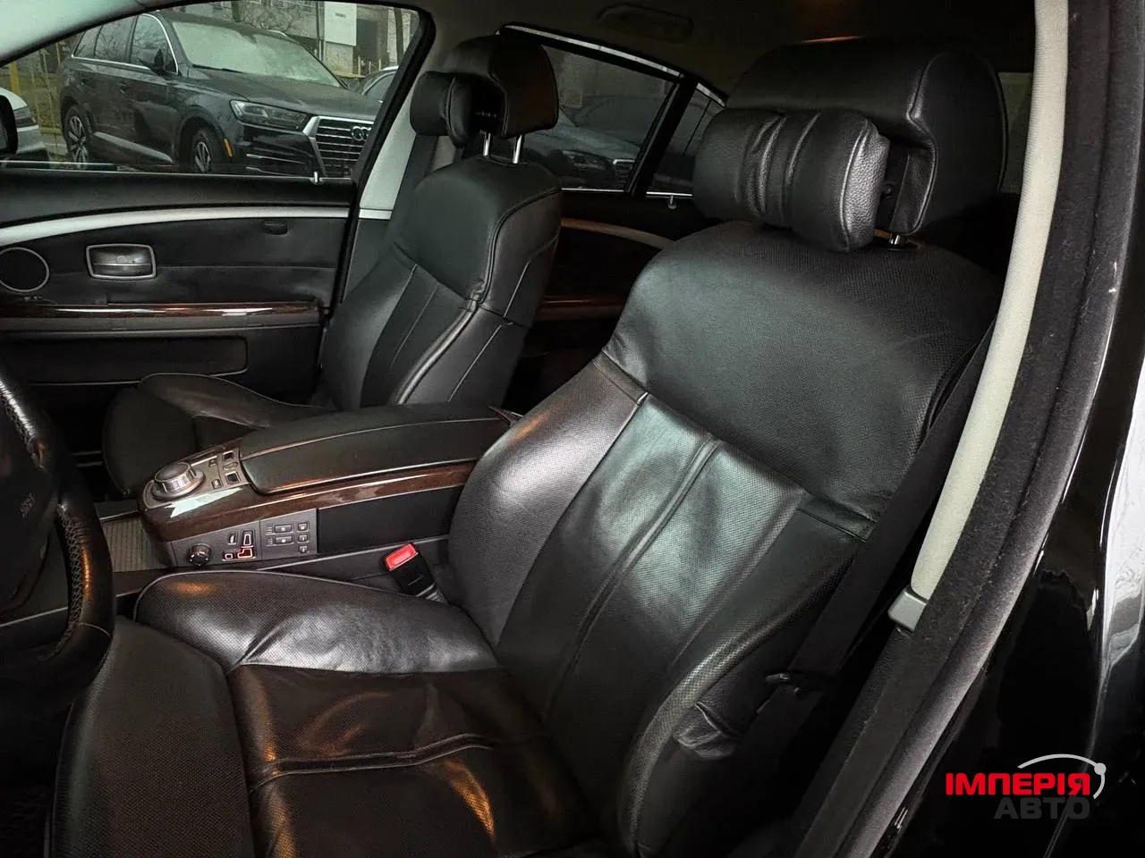 BMW 7 серії - фото 17