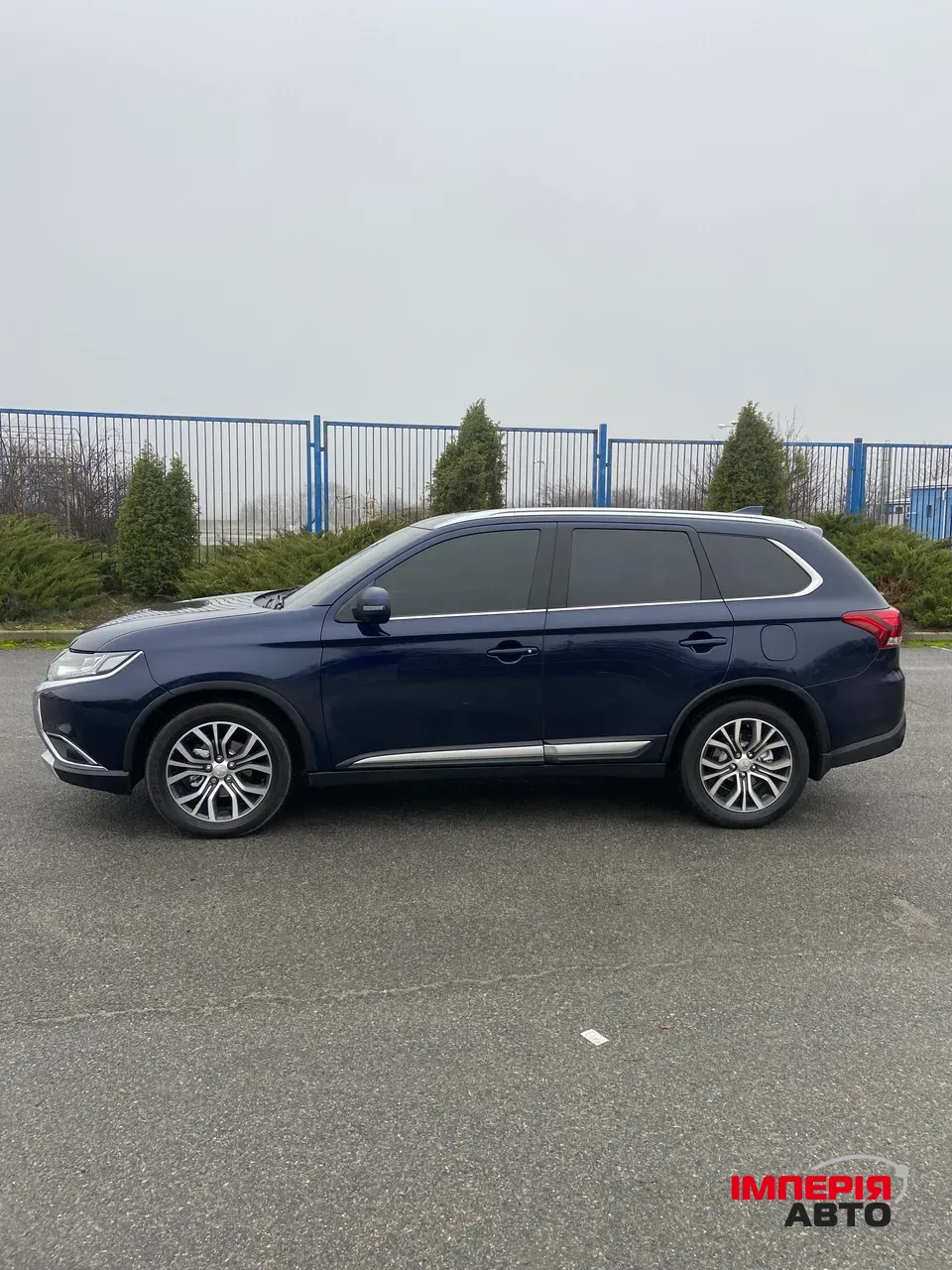 Mitsubishi Outlander - фото 6