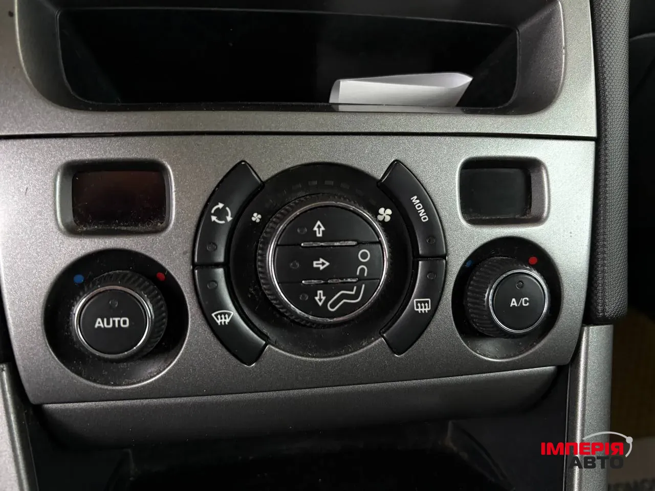 Peugeot 308 - фото 12