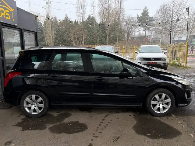 Peugeot 308 - фото 5