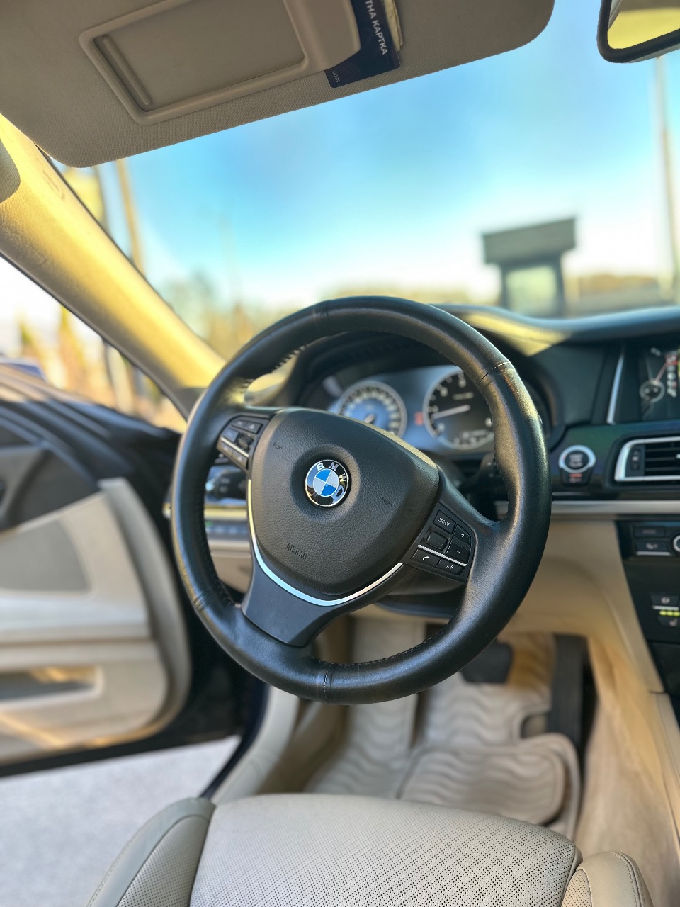 BMW 7 серії - фото 20