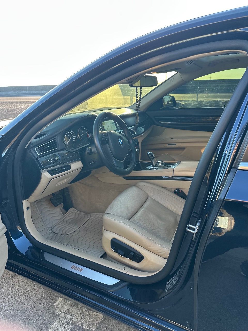 BMW 7 серії - фото 16