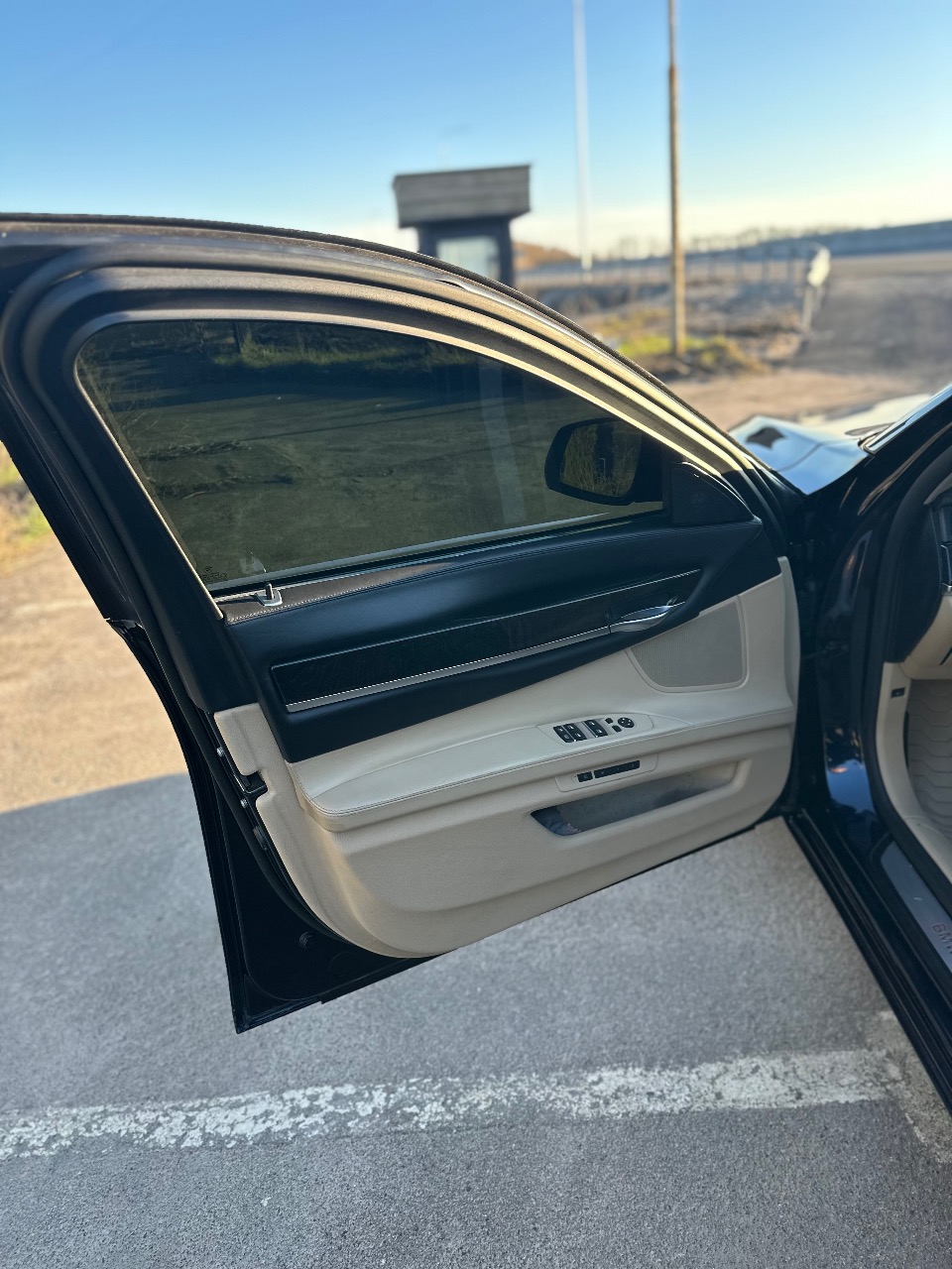 BMW 7 серії - фото 21