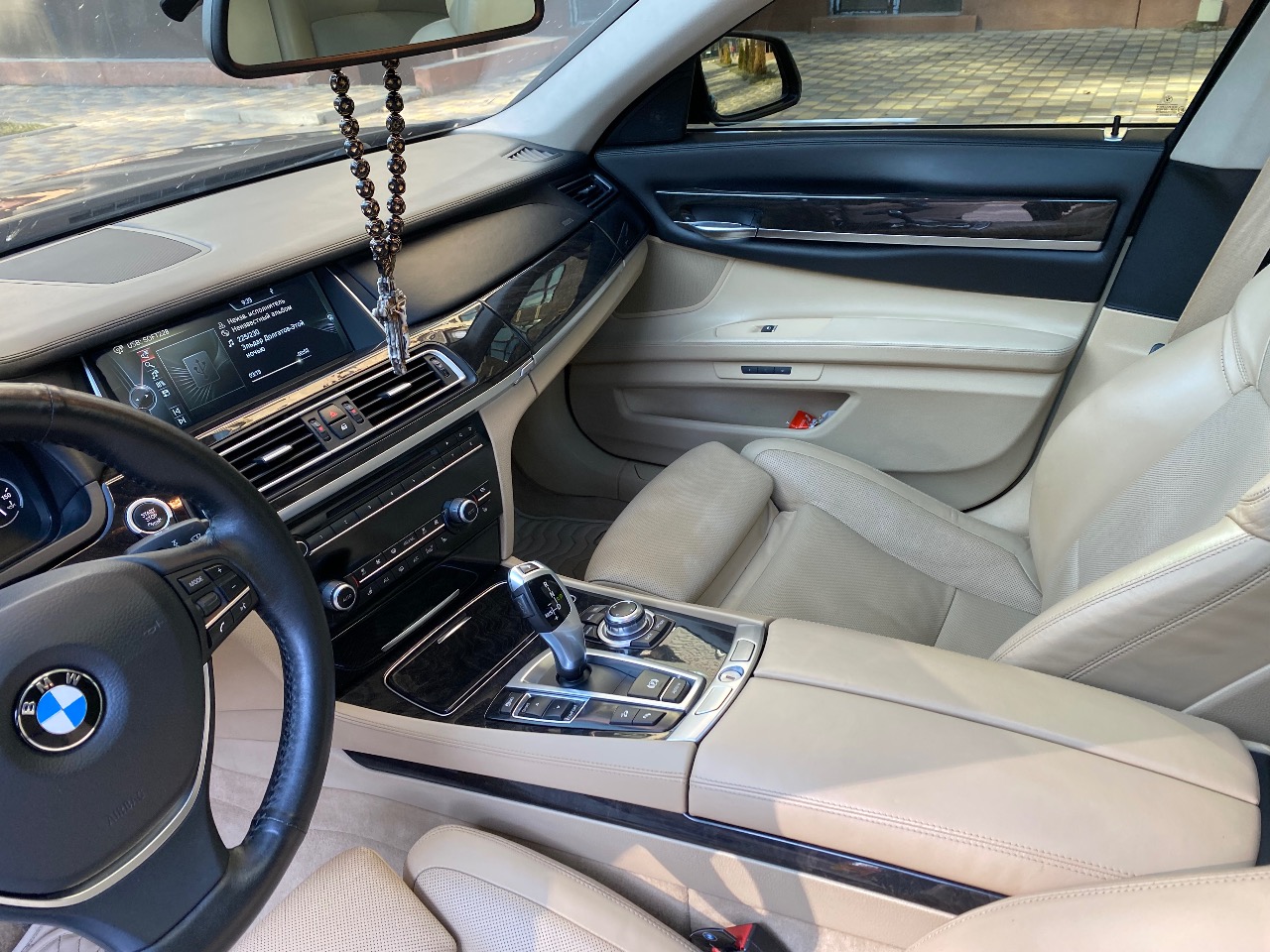 BMW 7 серії - фото 7
