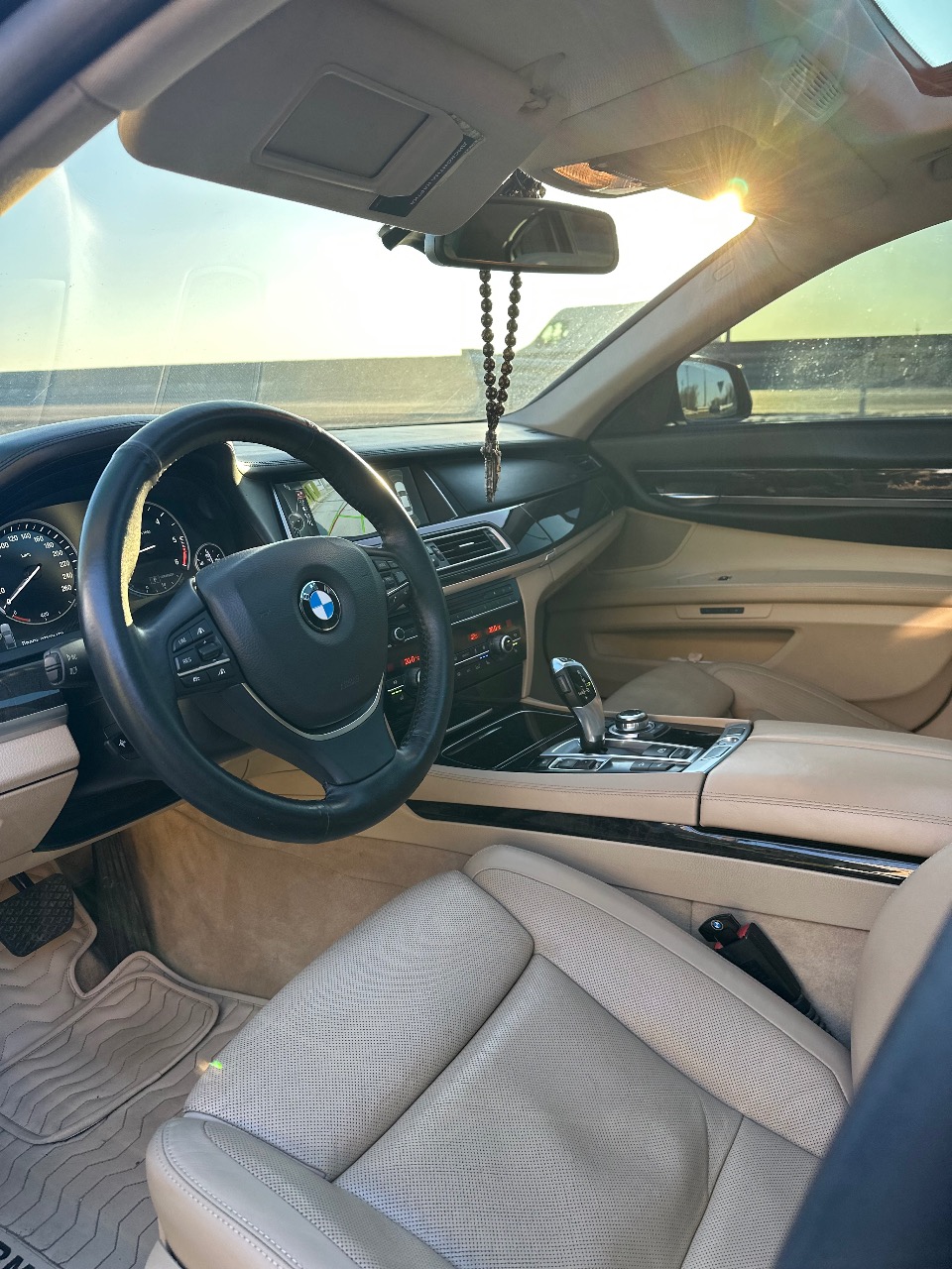 BMW 7 серії - фото 5