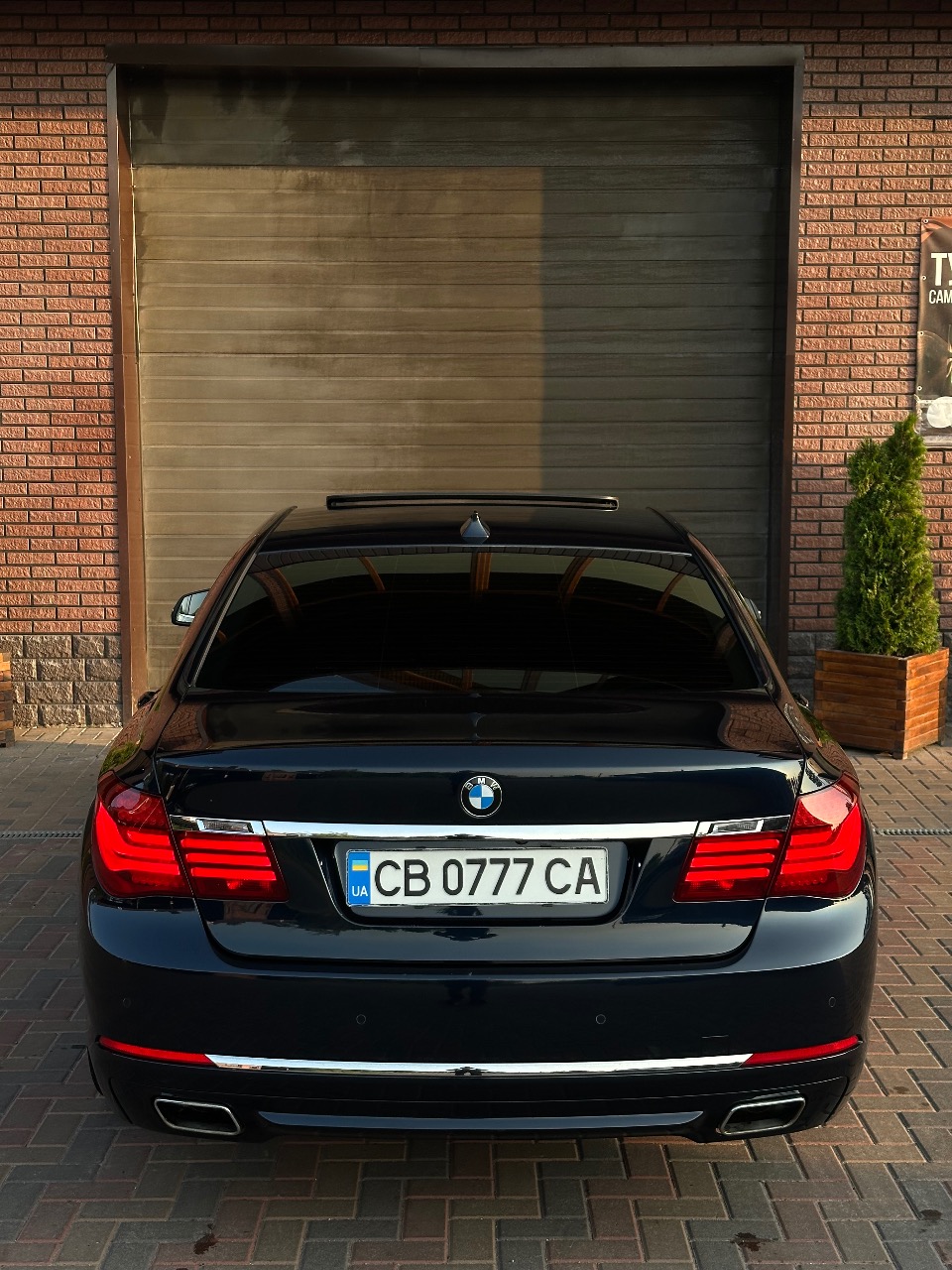 BMW 7 серії - фото 24