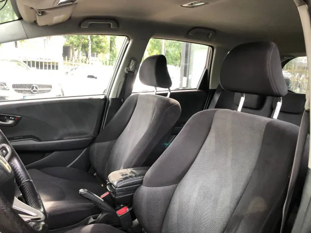 Honda Jazz - фото 2