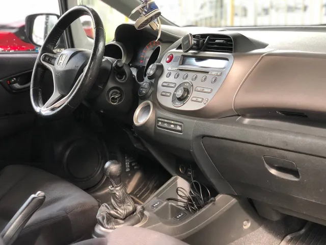 Honda Jazz - фото 4