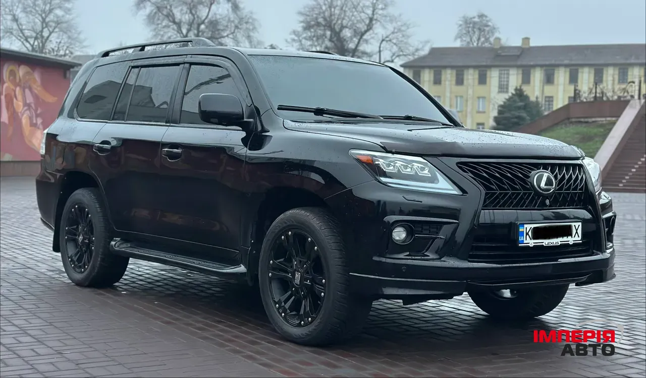 Lexus LX - фото 3