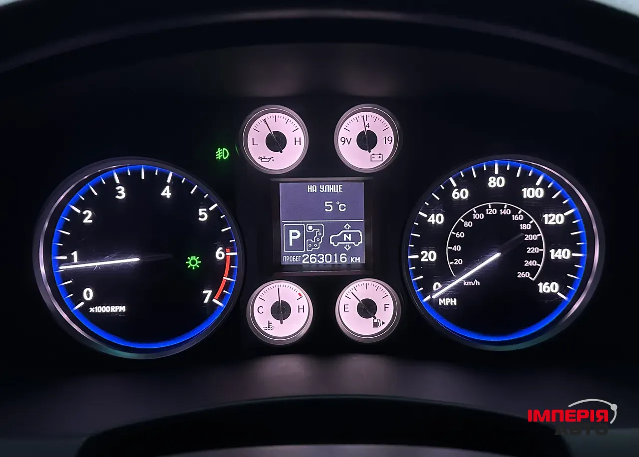 Lexus LX - фото 26