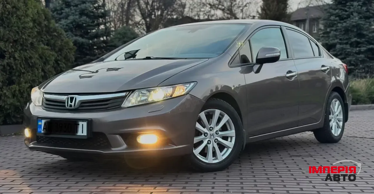 Honda Civic - фото 1
