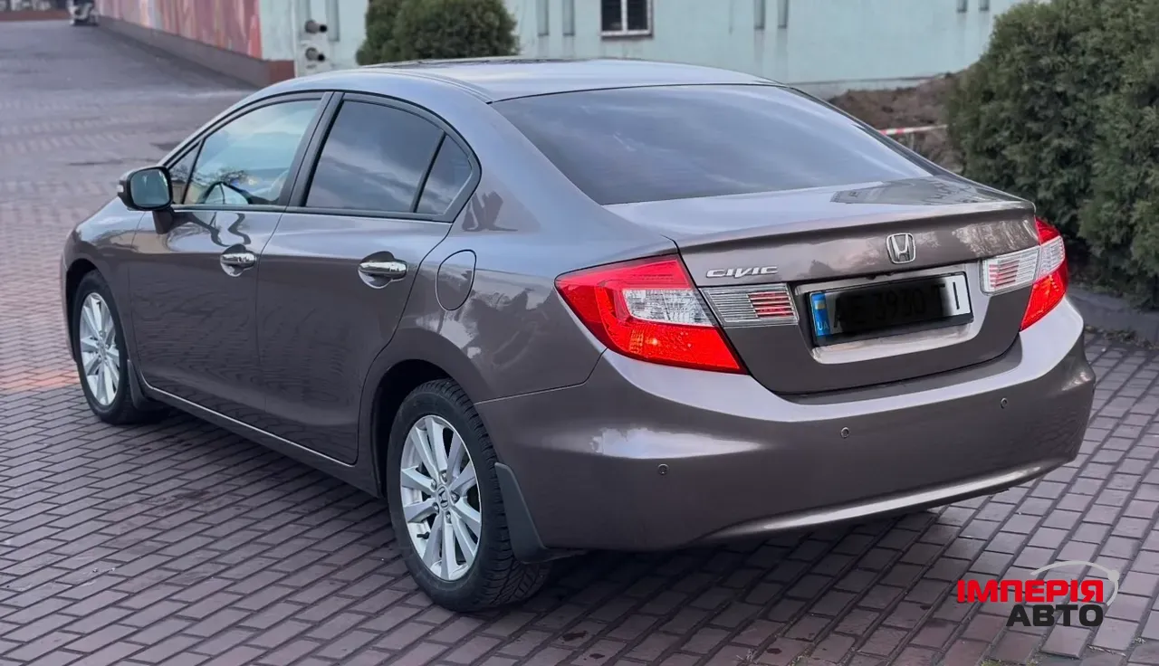 Honda Civic - фото 5