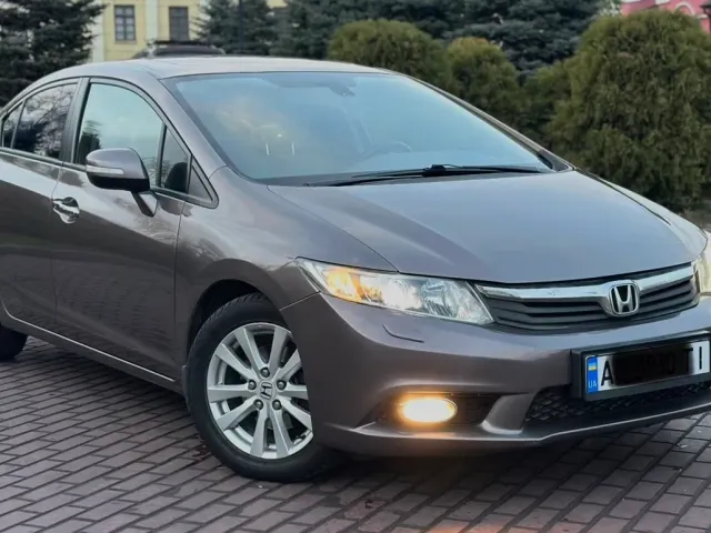 Honda Civic - фото 2
