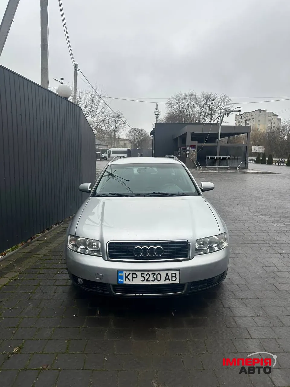 Audi A4 - фото 4