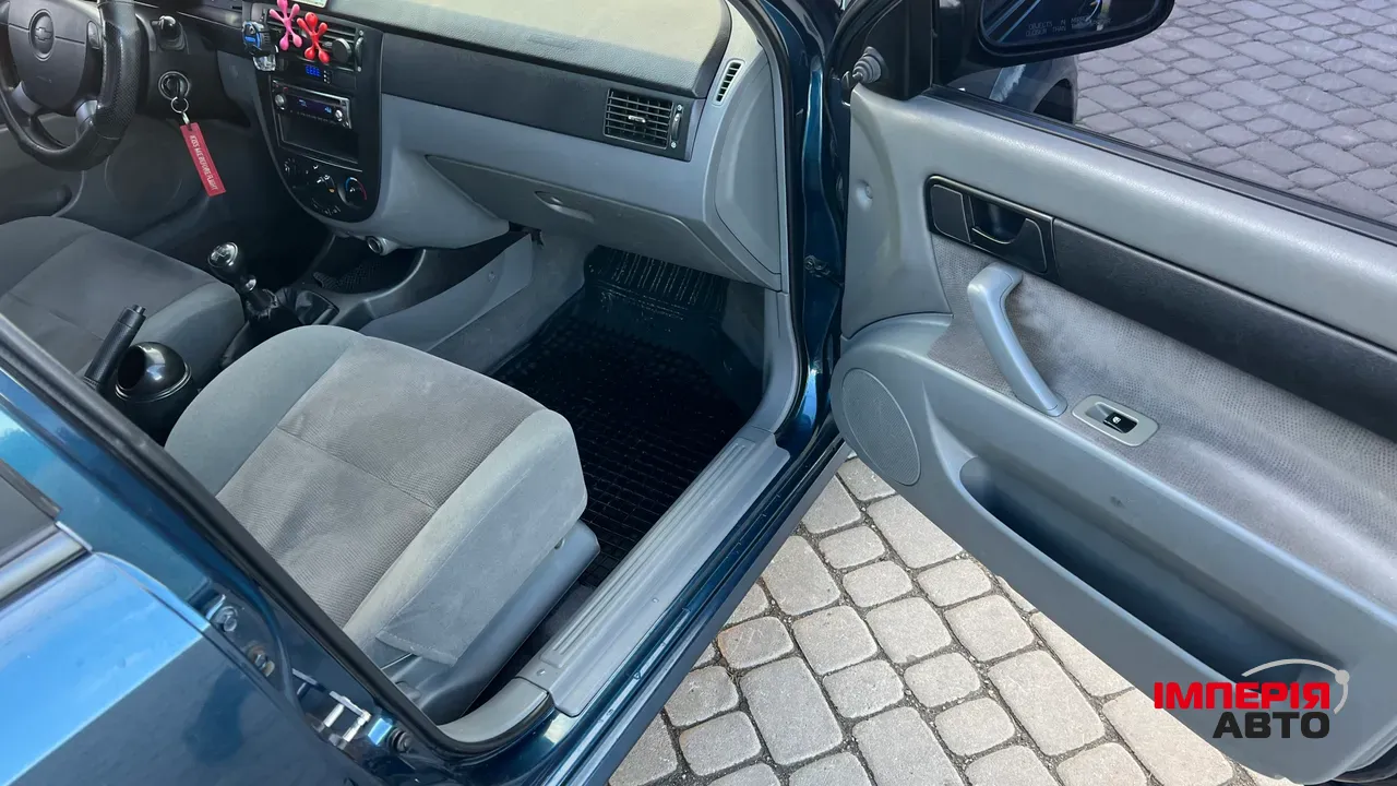 Chevrolet Lacetti - фото 17