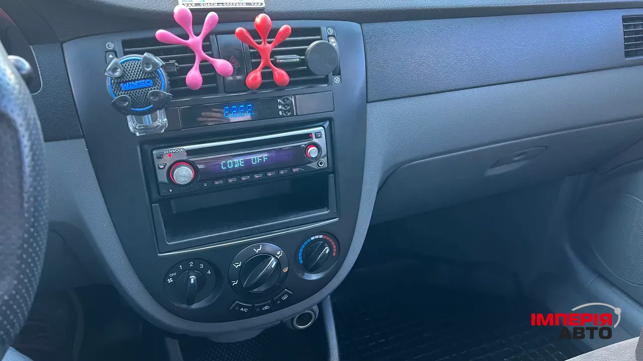 Chevrolet Lacetti - фото 14