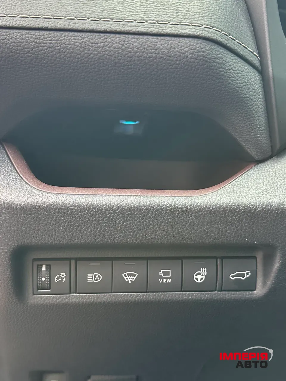 Toyota RAV4 - фото 40