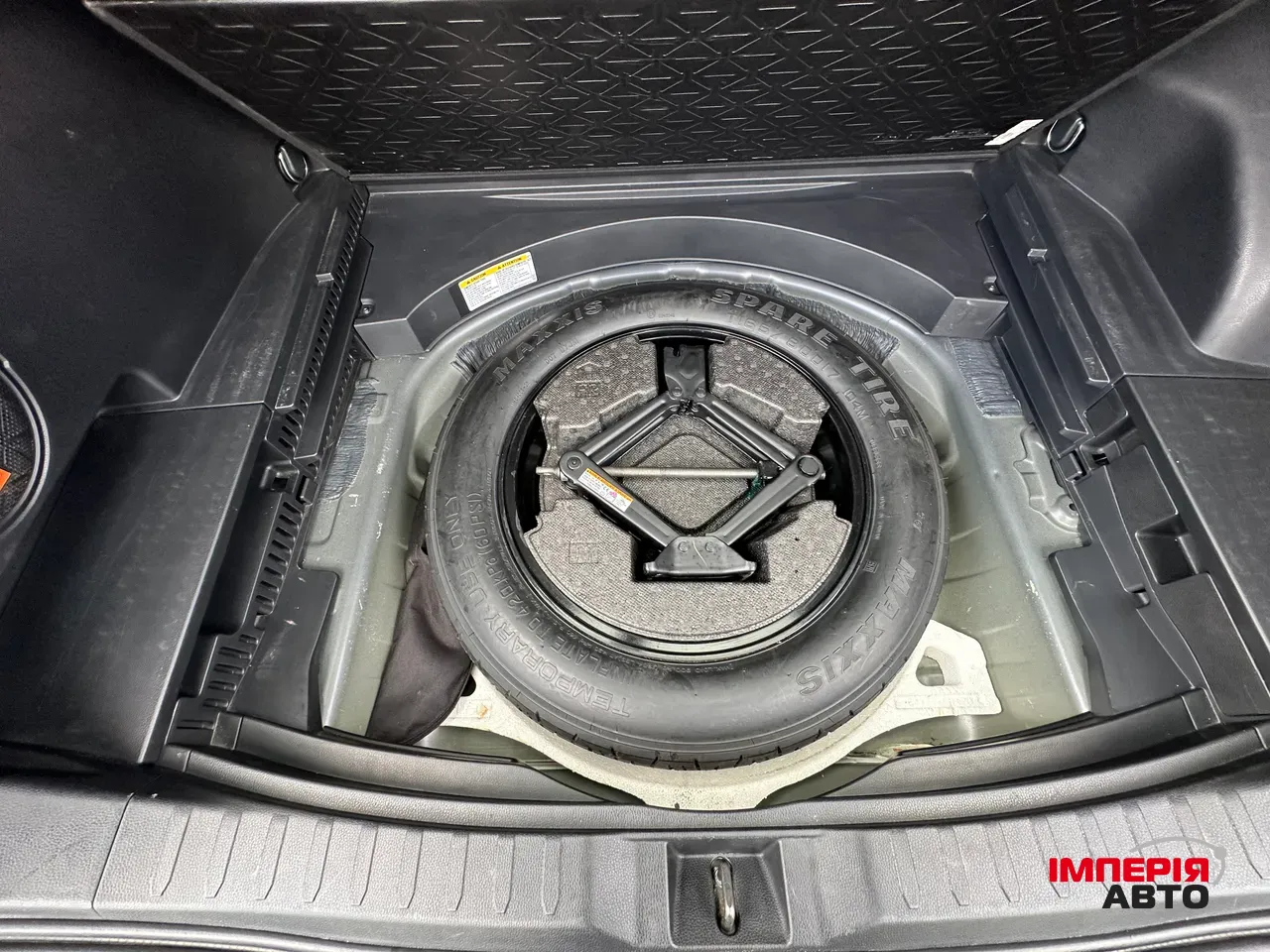 Toyota RAV4 - фото 38