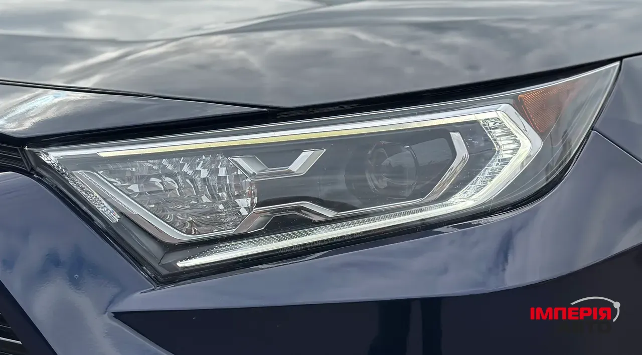 Toyota RAV4 - фото 25