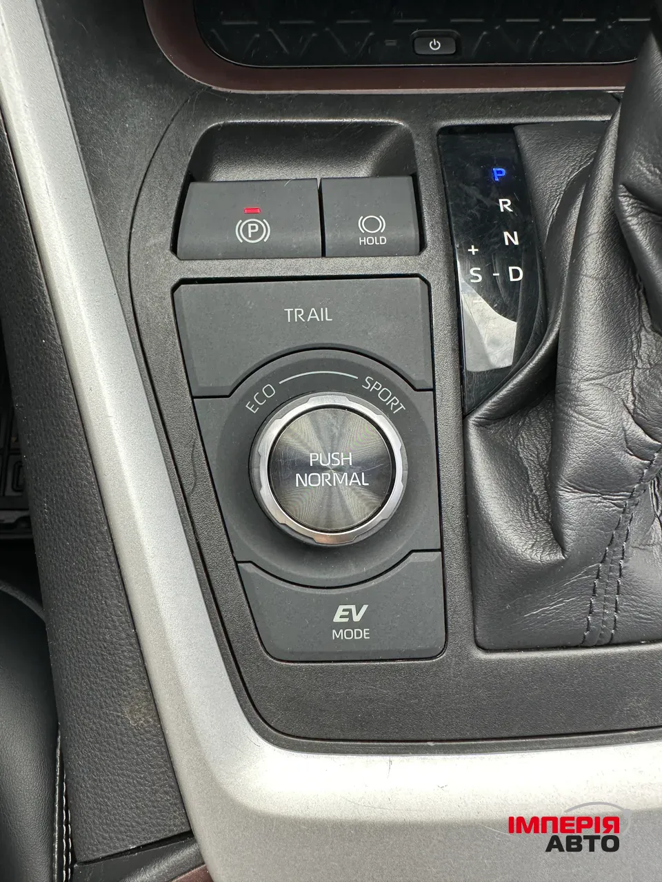 Toyota RAV4 - фото 28