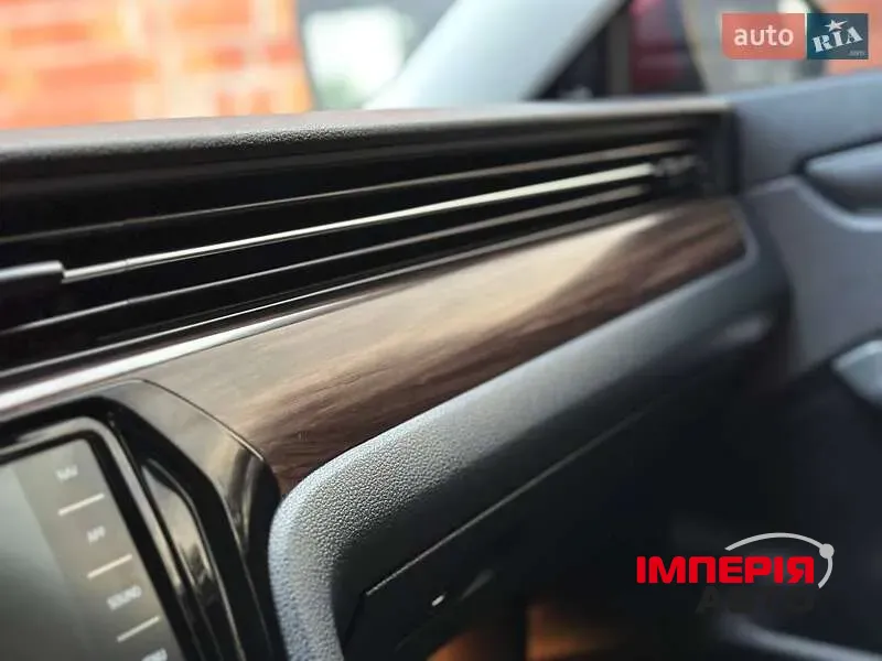 Volkswagen Passat (North America and China) - фото 16