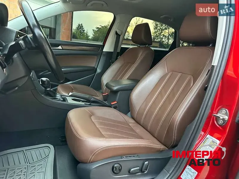 Volkswagen Passat (North America and China) - фото 17