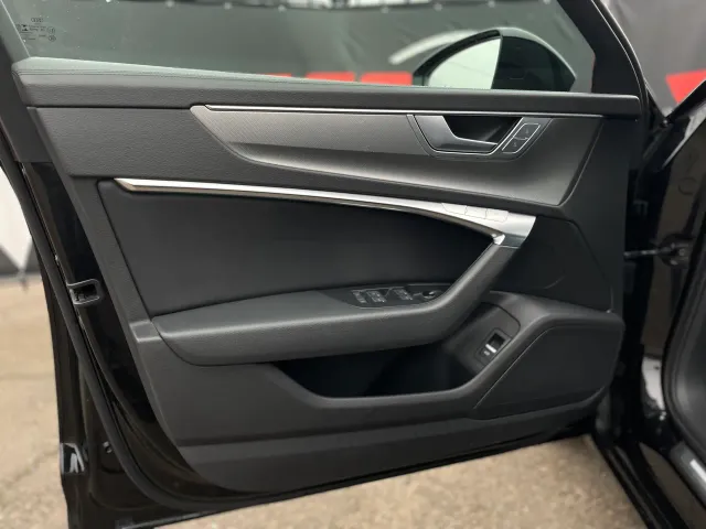 Audi A6 - фото 4