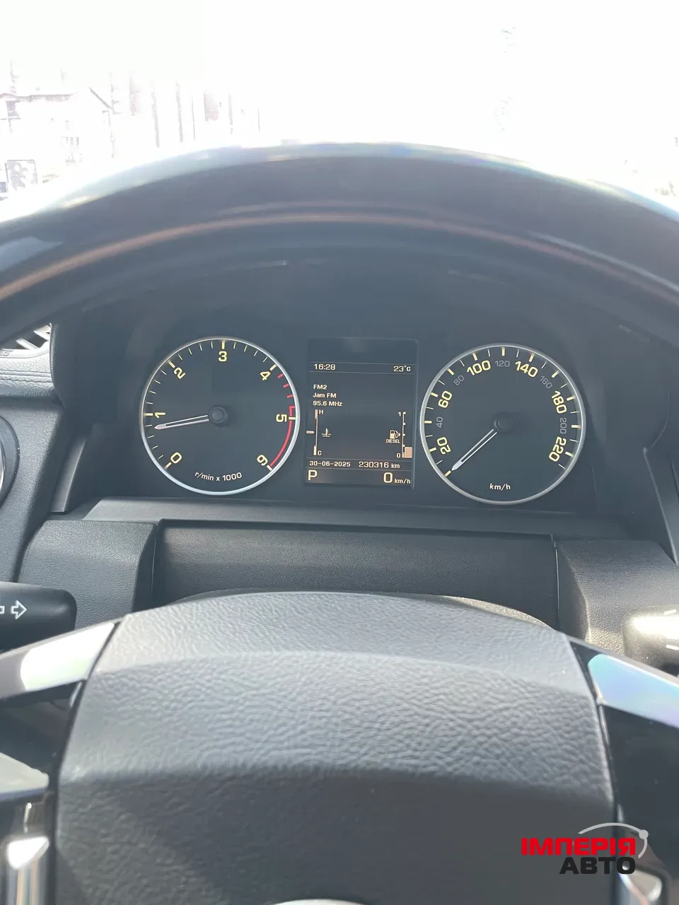 Land Rover Discovery - фото 9