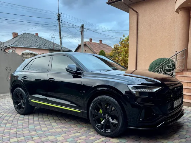 Audi SQ8 - фото 4