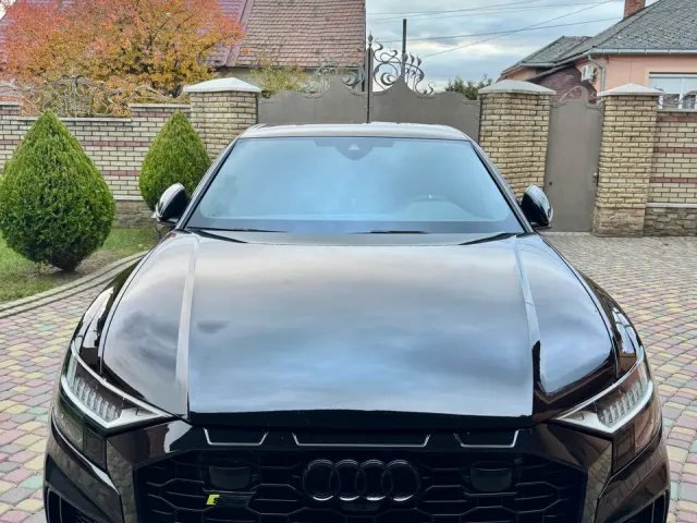 Audi SQ8 - фото 3