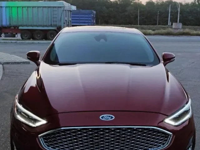 Ford Fusion (North America) - фото 1