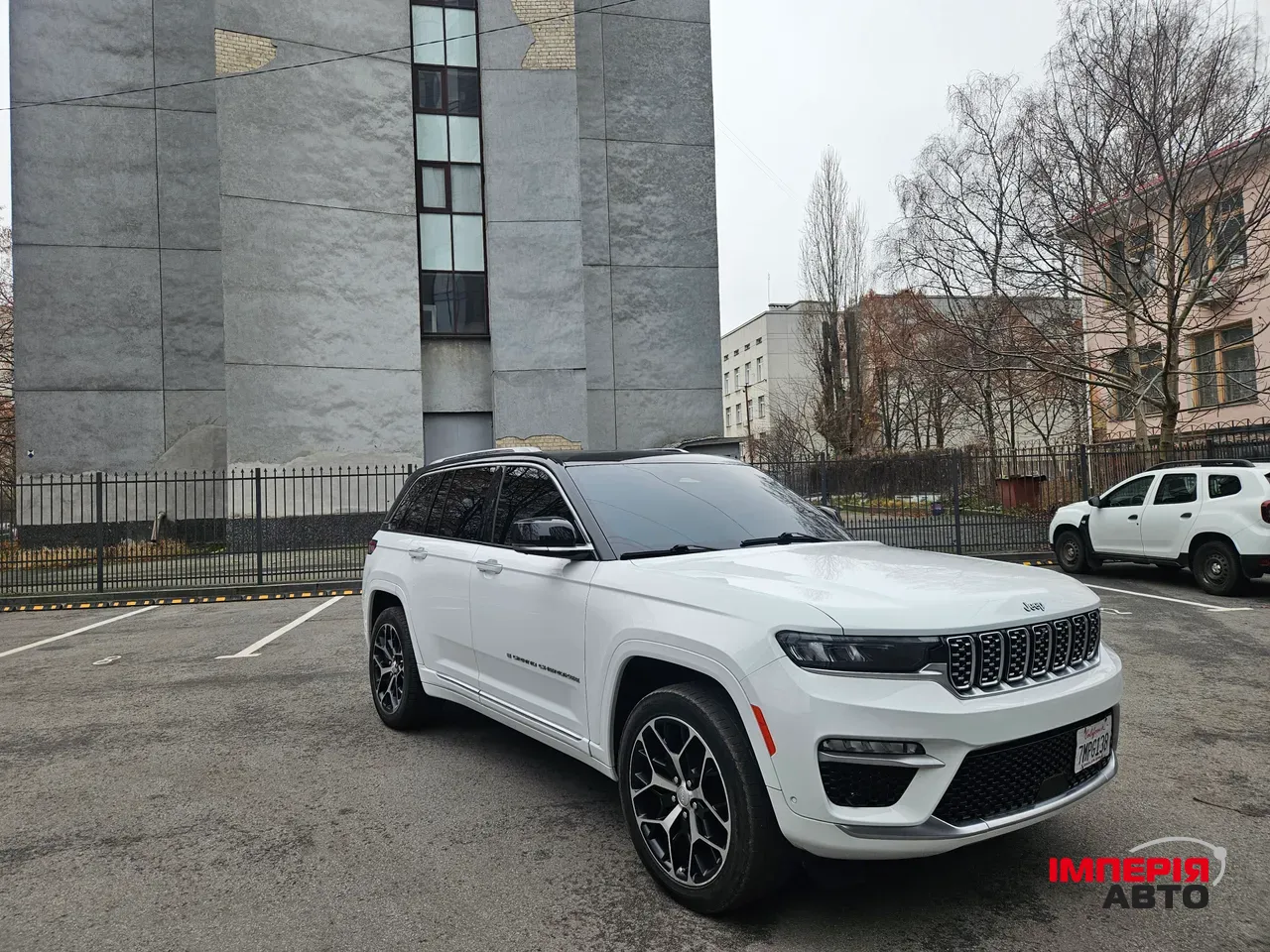 Jeep Grand Cherokee - фото 6