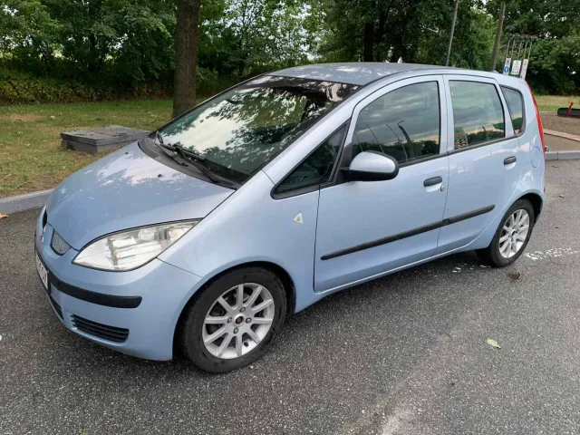 Mitsubishi Colt - фото 2