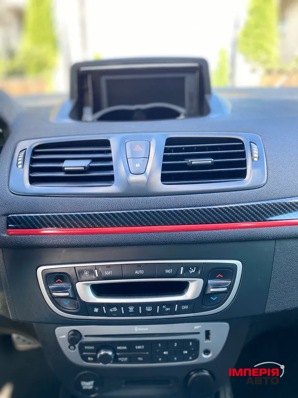 Renault Megane - фото 19