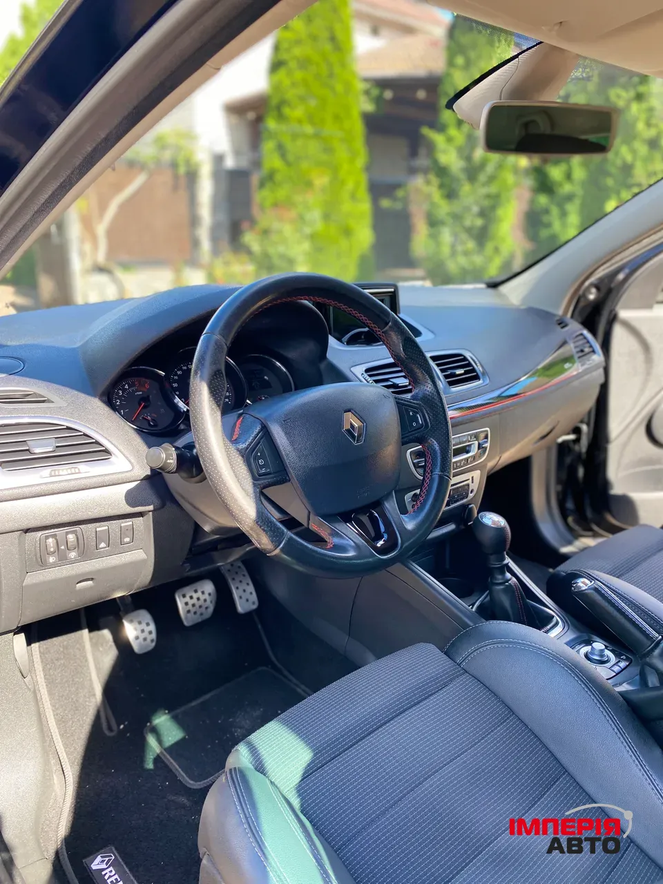 Renault Megane - фото 7