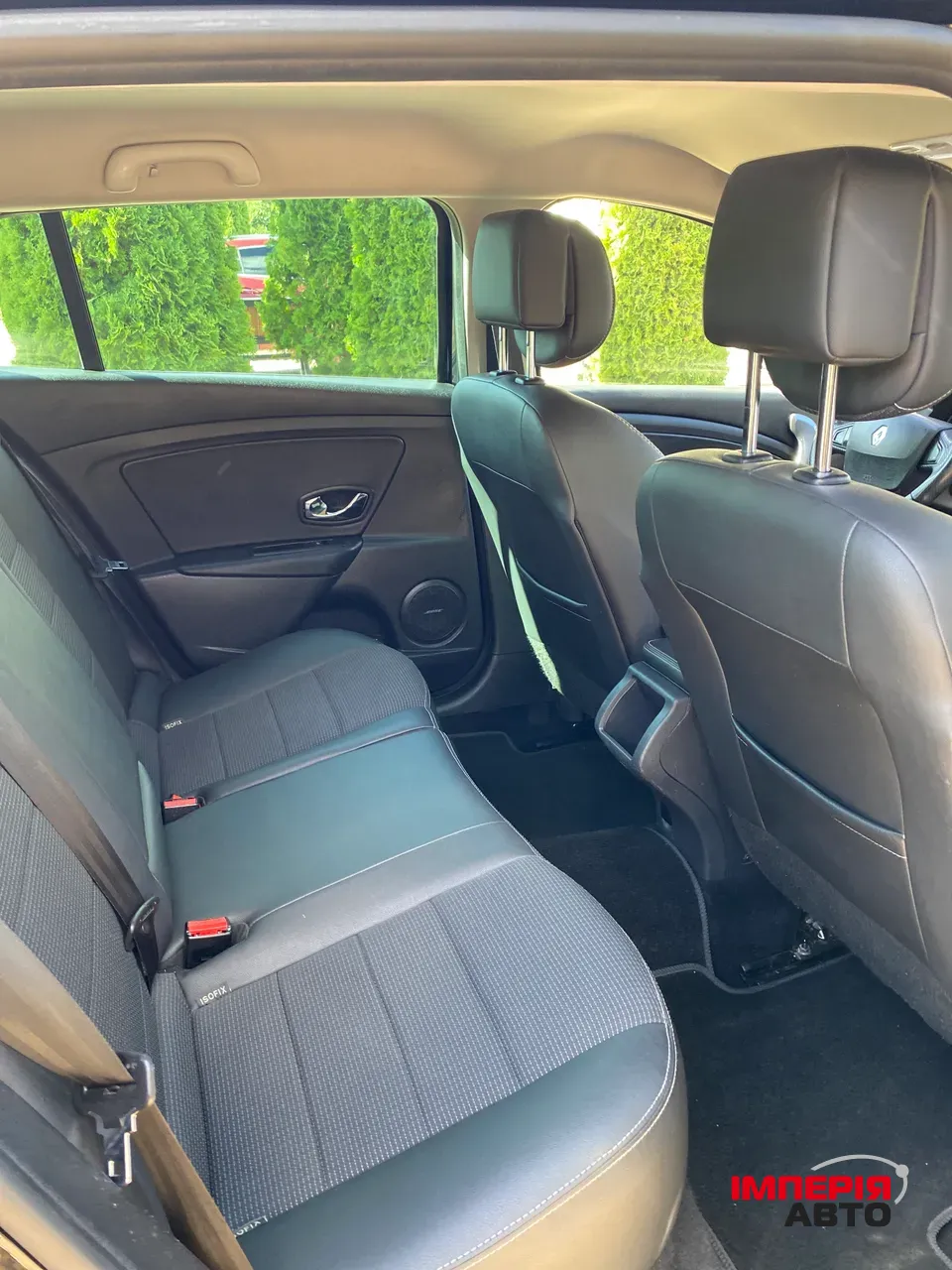 Renault Megane - фото 12