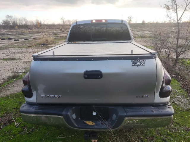 Toyota Tundra - фото 2