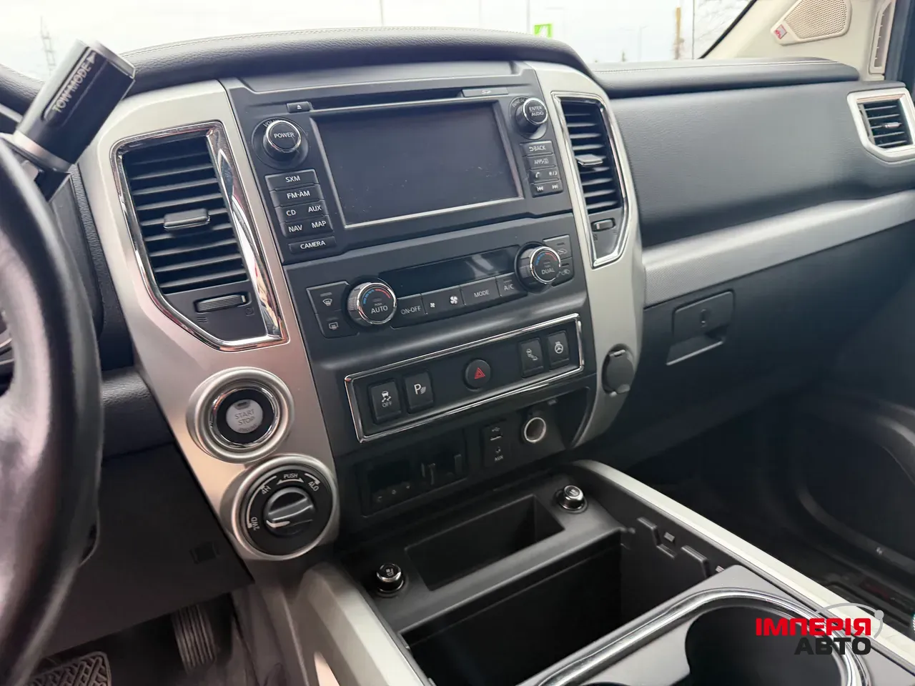 Nissan Titan - фото 20