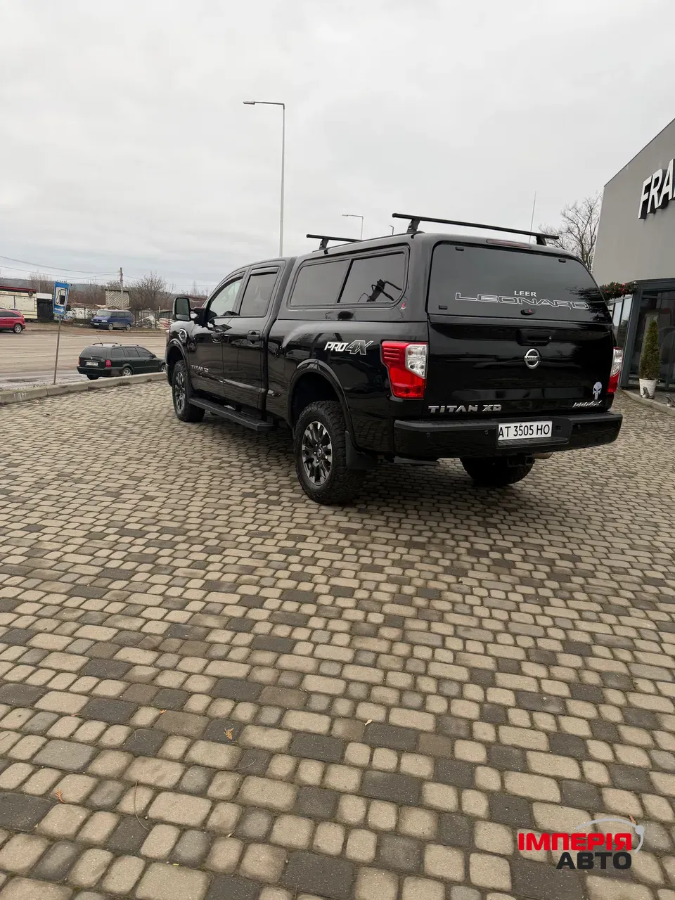 Nissan Titan - фото 9