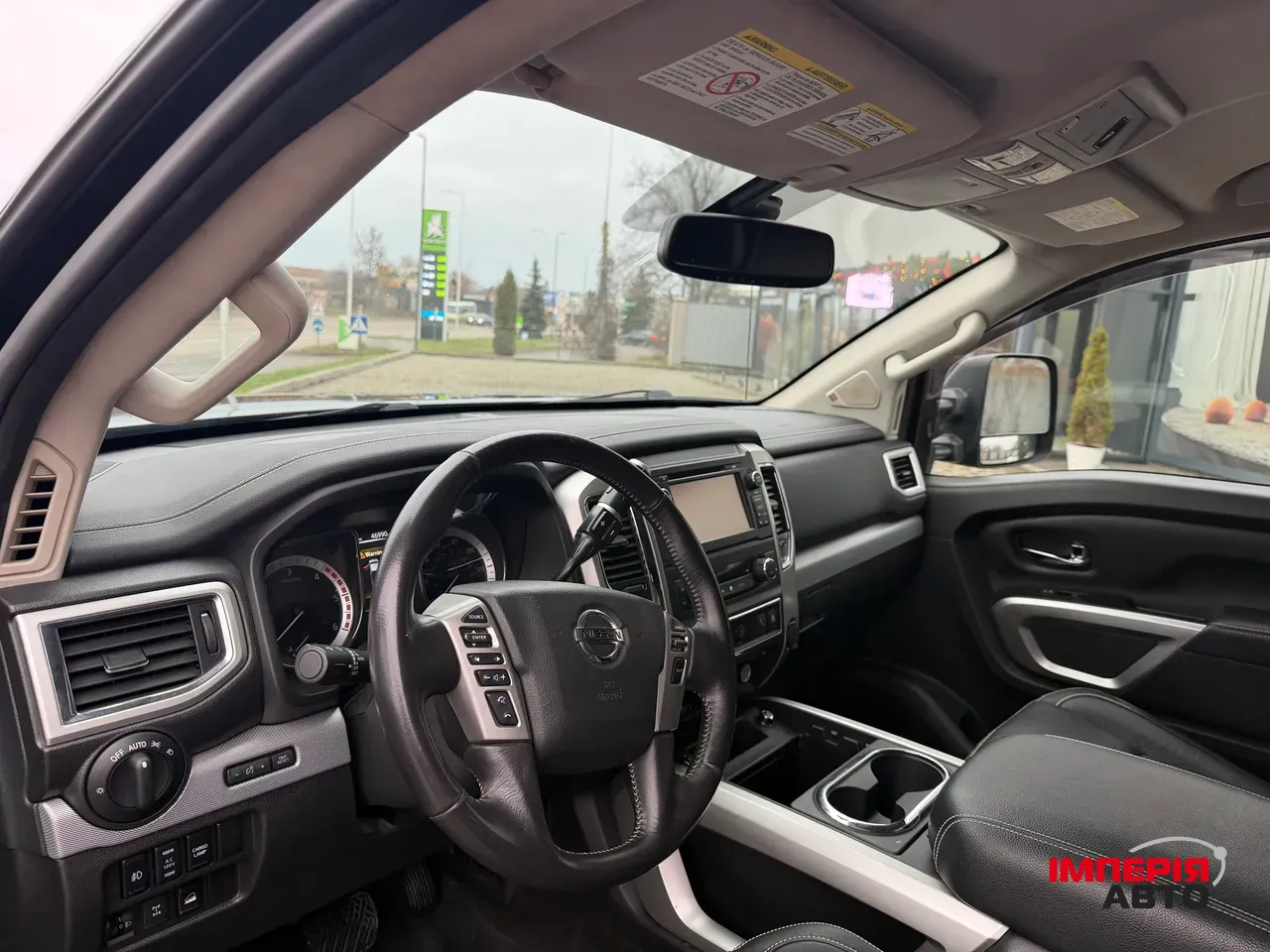 Nissan Titan - фото 16