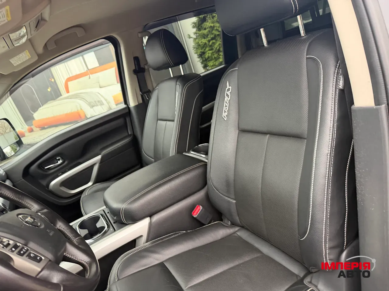 Nissan Titan - фото 17