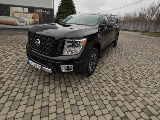 Nissan Titan - фото 3