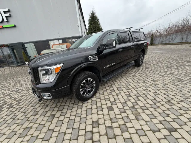 Nissan Titan - фото 4