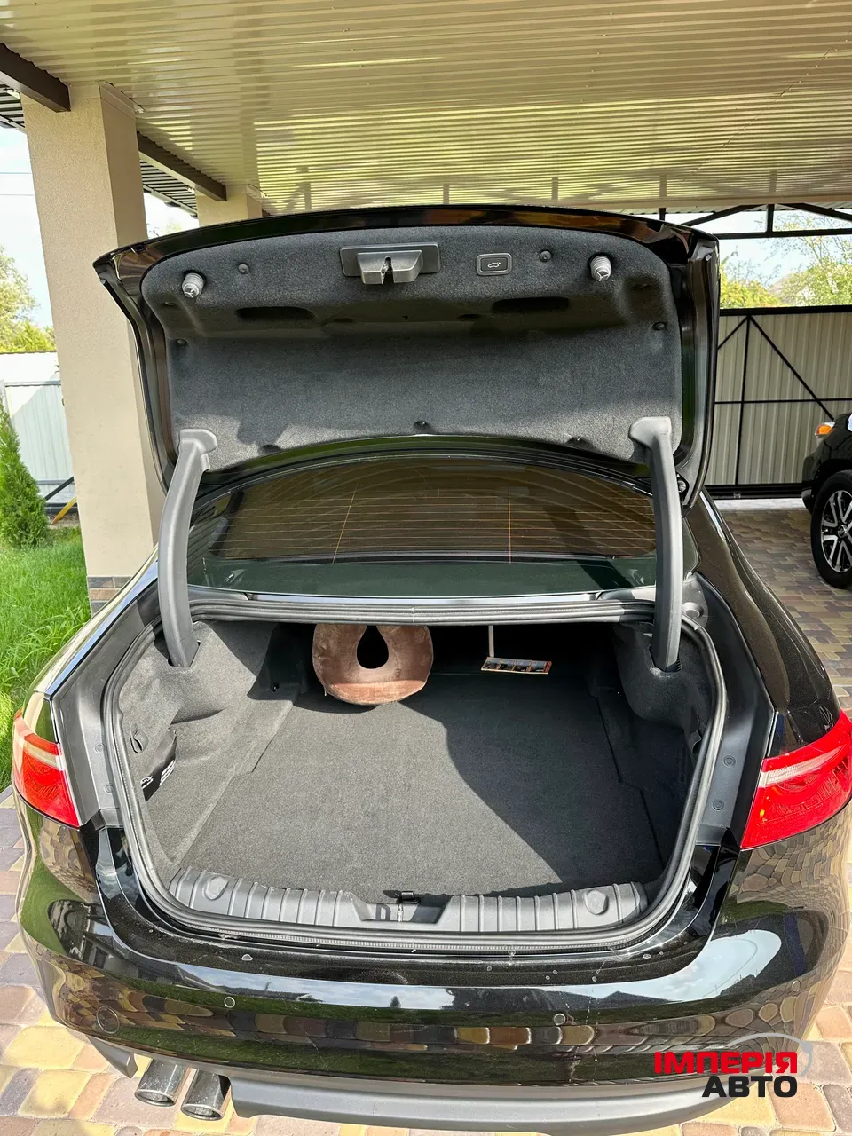 Jaguar XF - фото 14