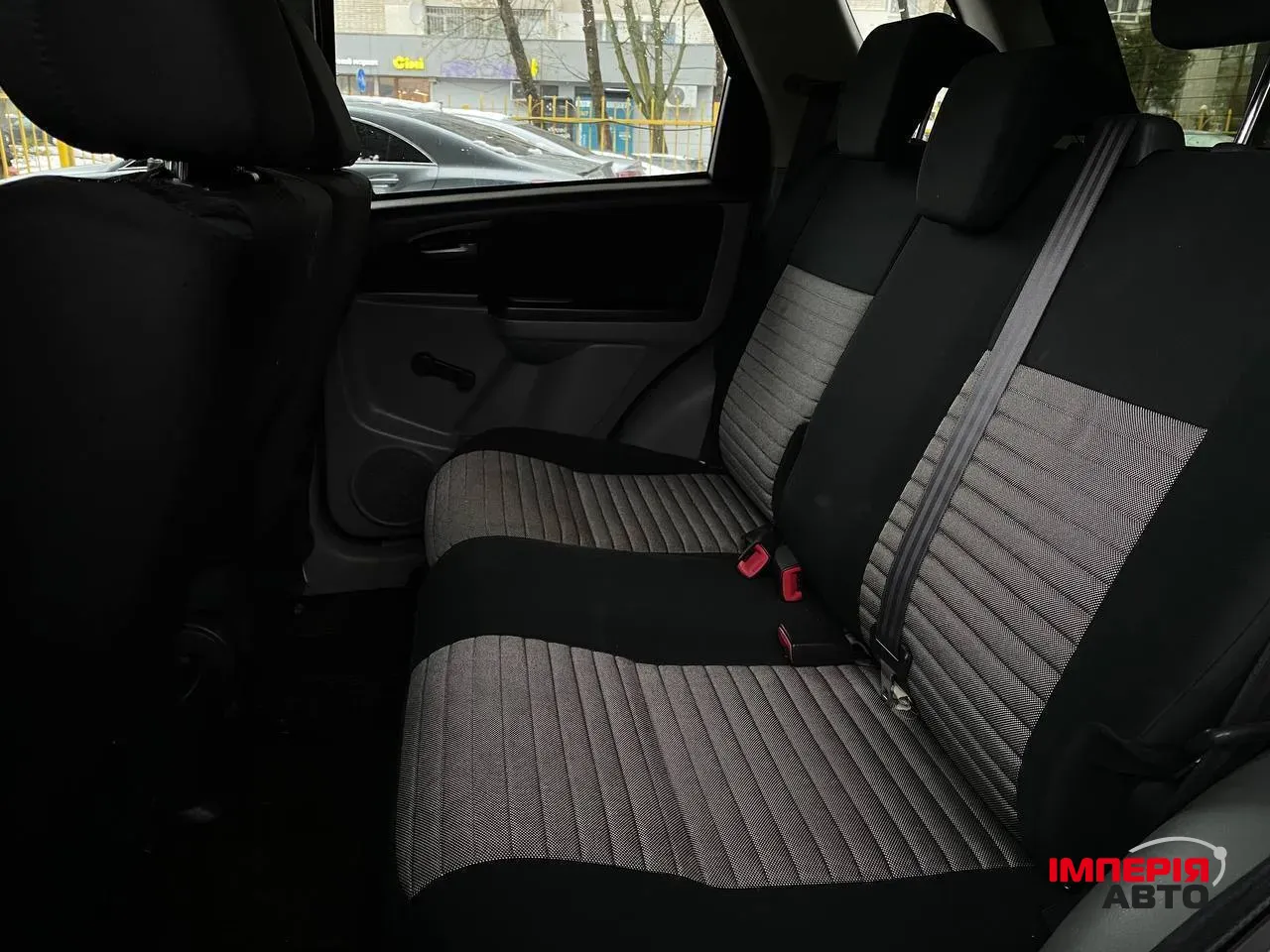 Suzuki SX4 - фото 4