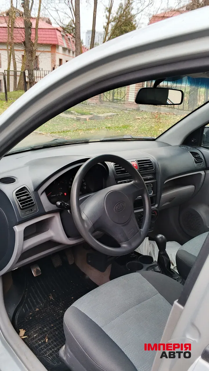Kia Picanto - фото 5
