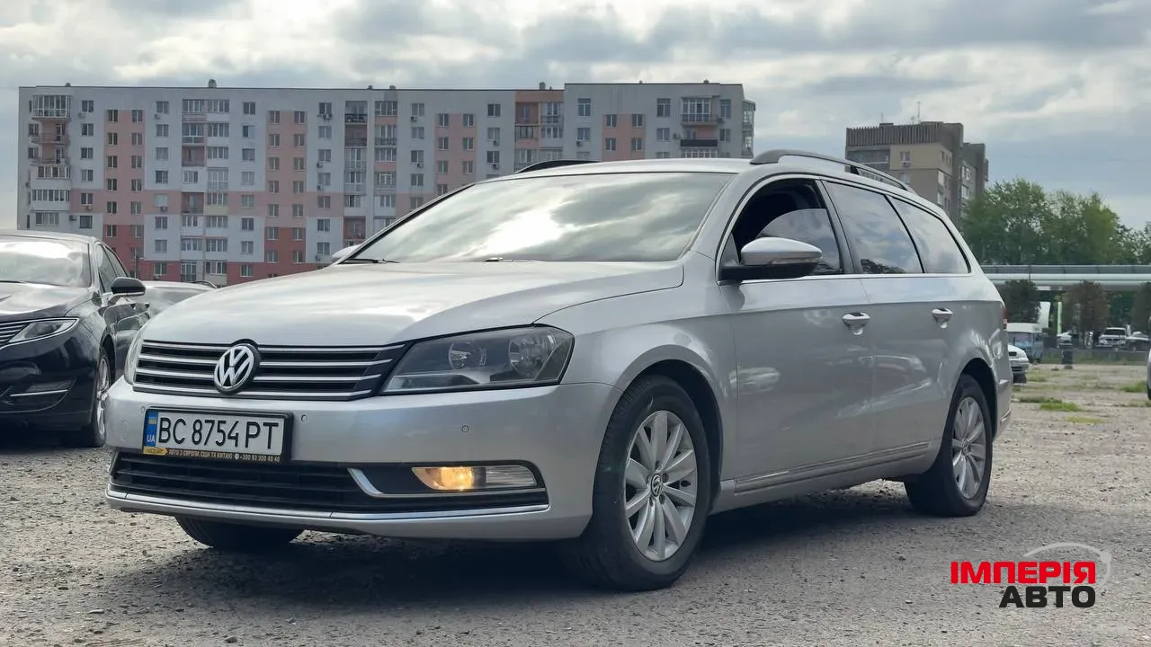 Volkswagen Passat - фото 8