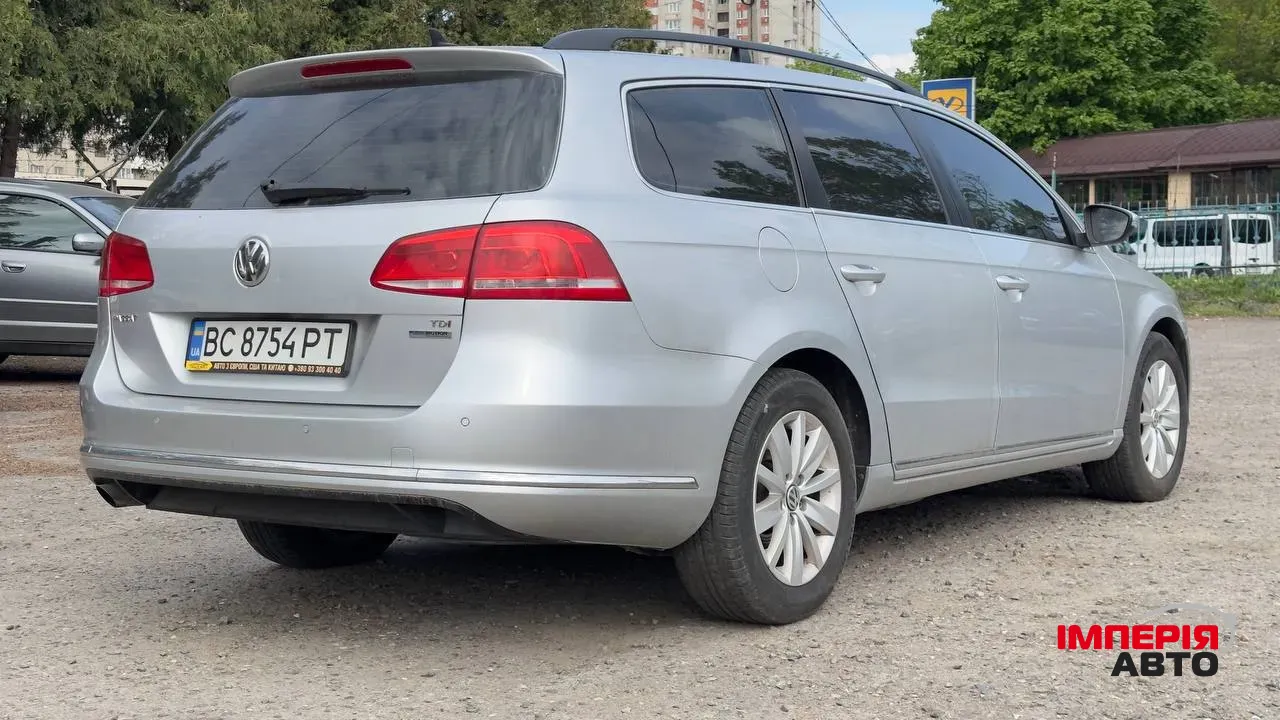 Volkswagen Passat - фото 9