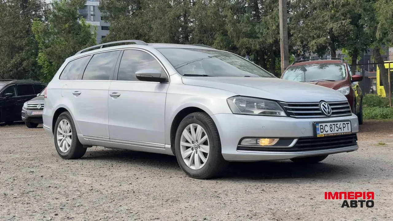 Volkswagen Passat - фото 6