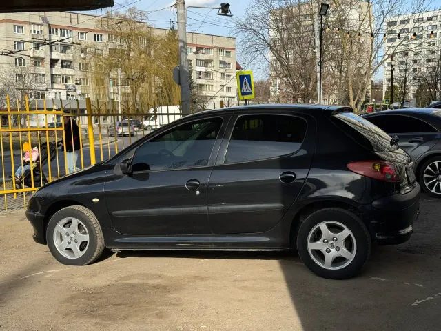 Peugeot 206 - фото 2